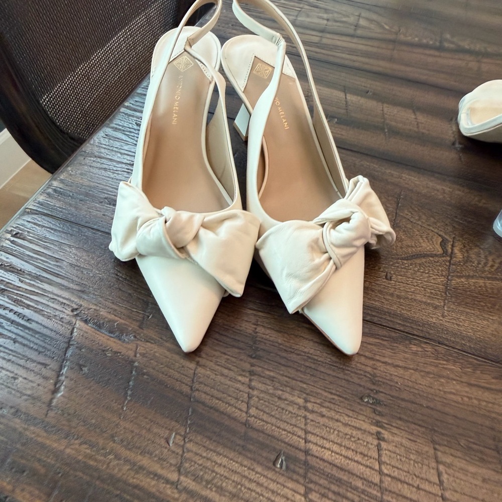 Antonio Melani Pointed Toe Slingback Bow Pumps - White